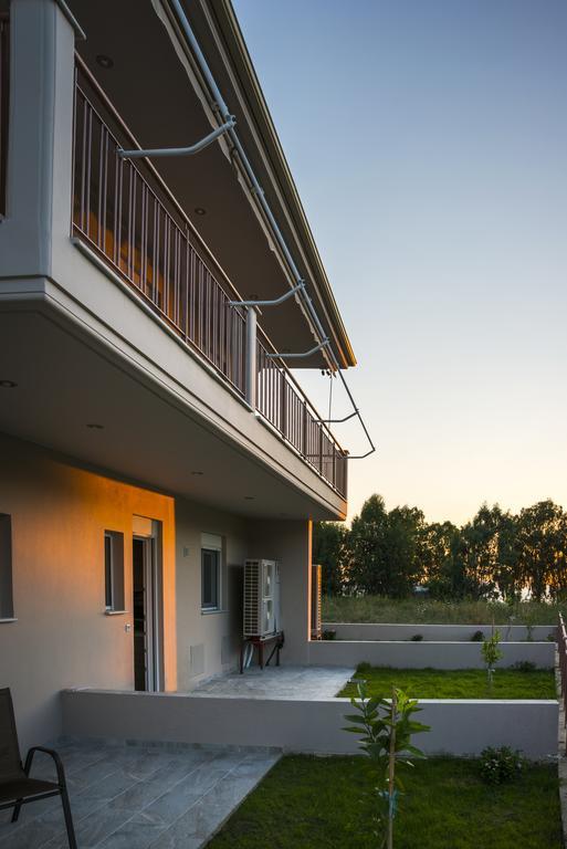 פלטאריה 4 Seasons Villas חדר תמונה