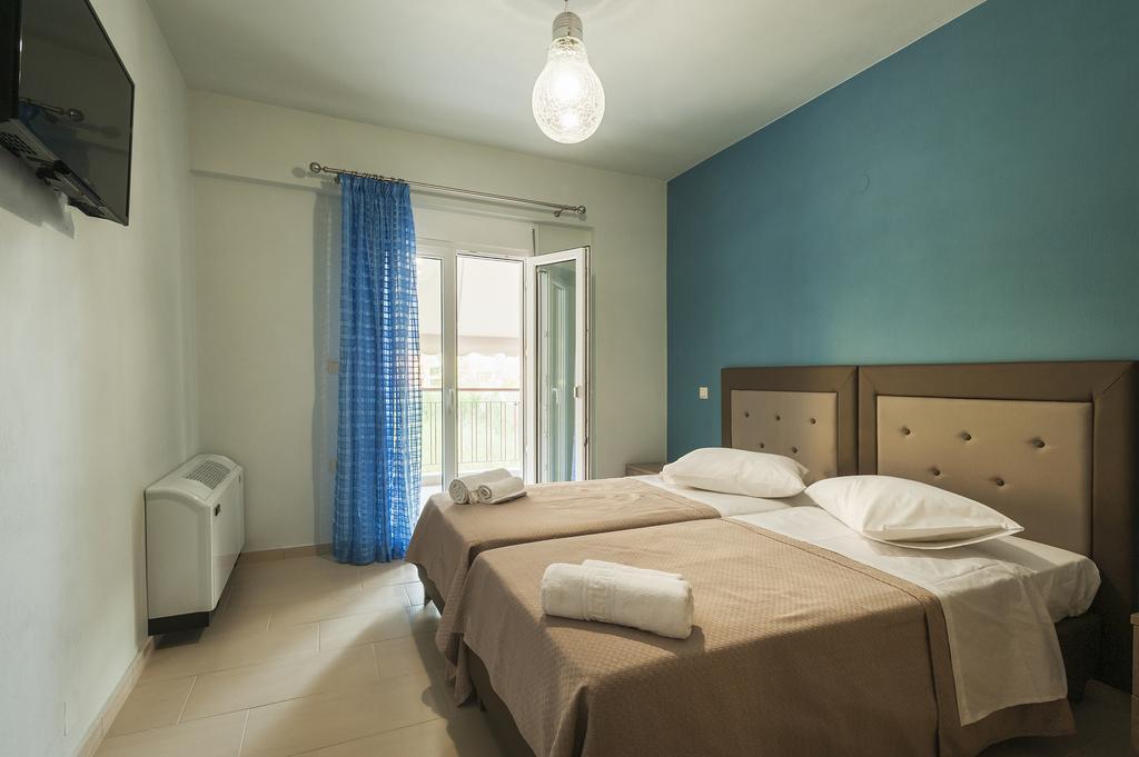 פלטאריה 4 Seasons Villas חדר תמונה