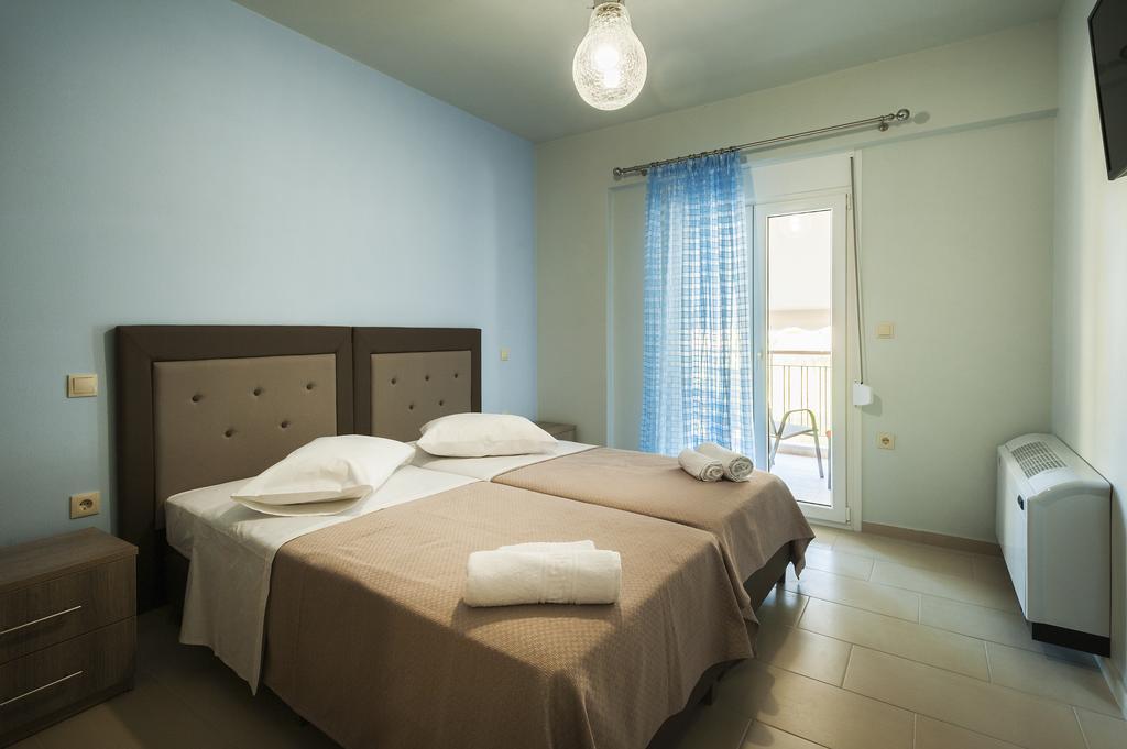 פלטאריה 4 Seasons Villas חדר תמונה