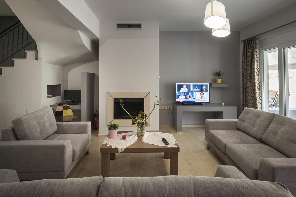 פלטאריה 4 Seasons Villas חדר תמונה