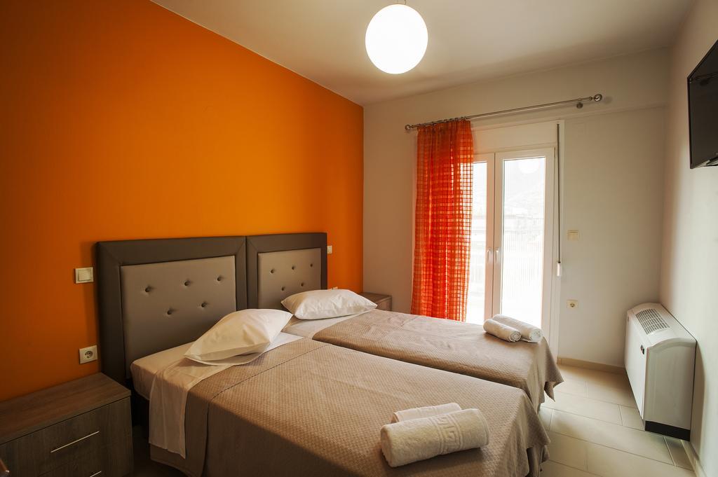 פלטאריה 4 Seasons Villas חדר תמונה