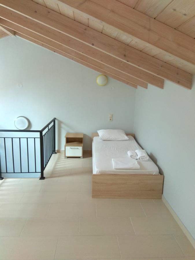 פלטאריה 4 Seasons Villas מראה חיצוני תמונה