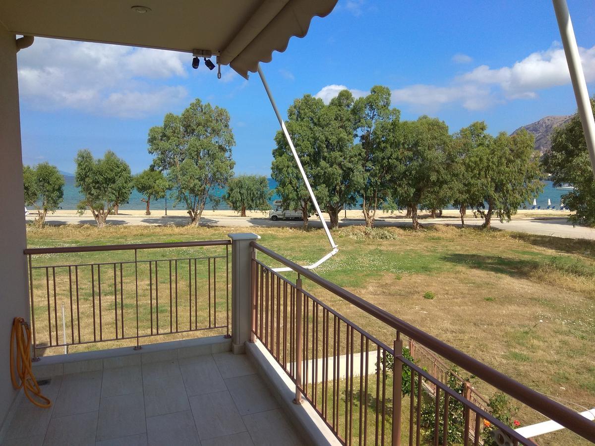 פלטאריה 4 Seasons Villas מראה חיצוני תמונה