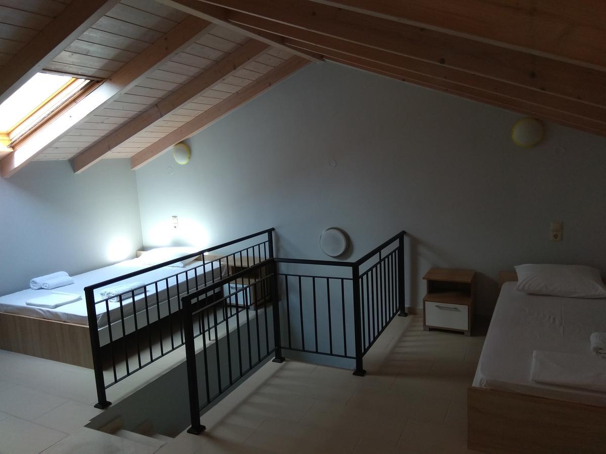 פלטאריה 4 Seasons Villas מראה חיצוני תמונה