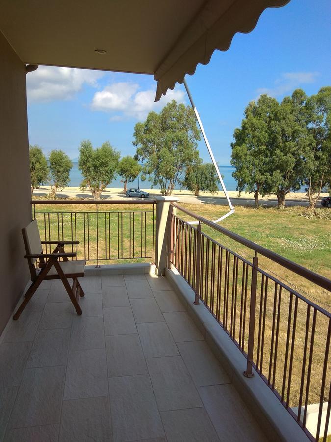 פלטאריה 4 Seasons Villas מראה חיצוני תמונה